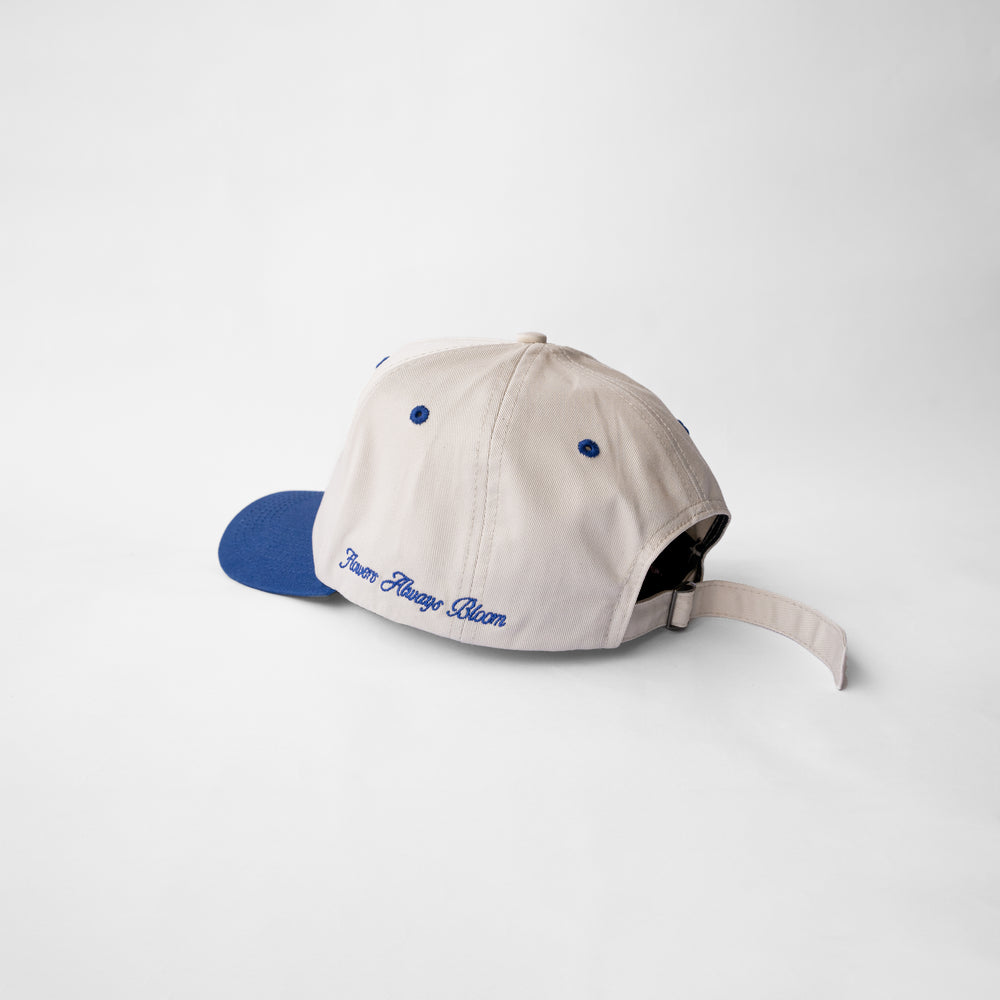 
                      
                        The Two-Tone Block Hat "LA"
                      
                    